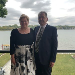 Meet your Posher, Connie